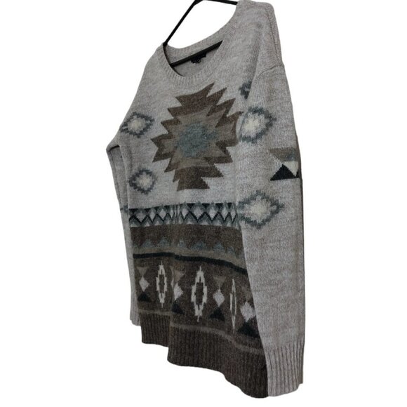 American Eagle Patterned Details Pullover Crew Neck Sweater - Picture 4 of 8